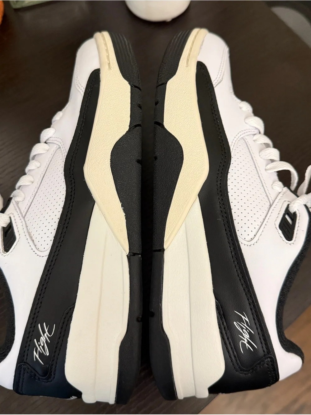 Jordan Flight Court Sneakers - White / Black Mens 8 NIB
